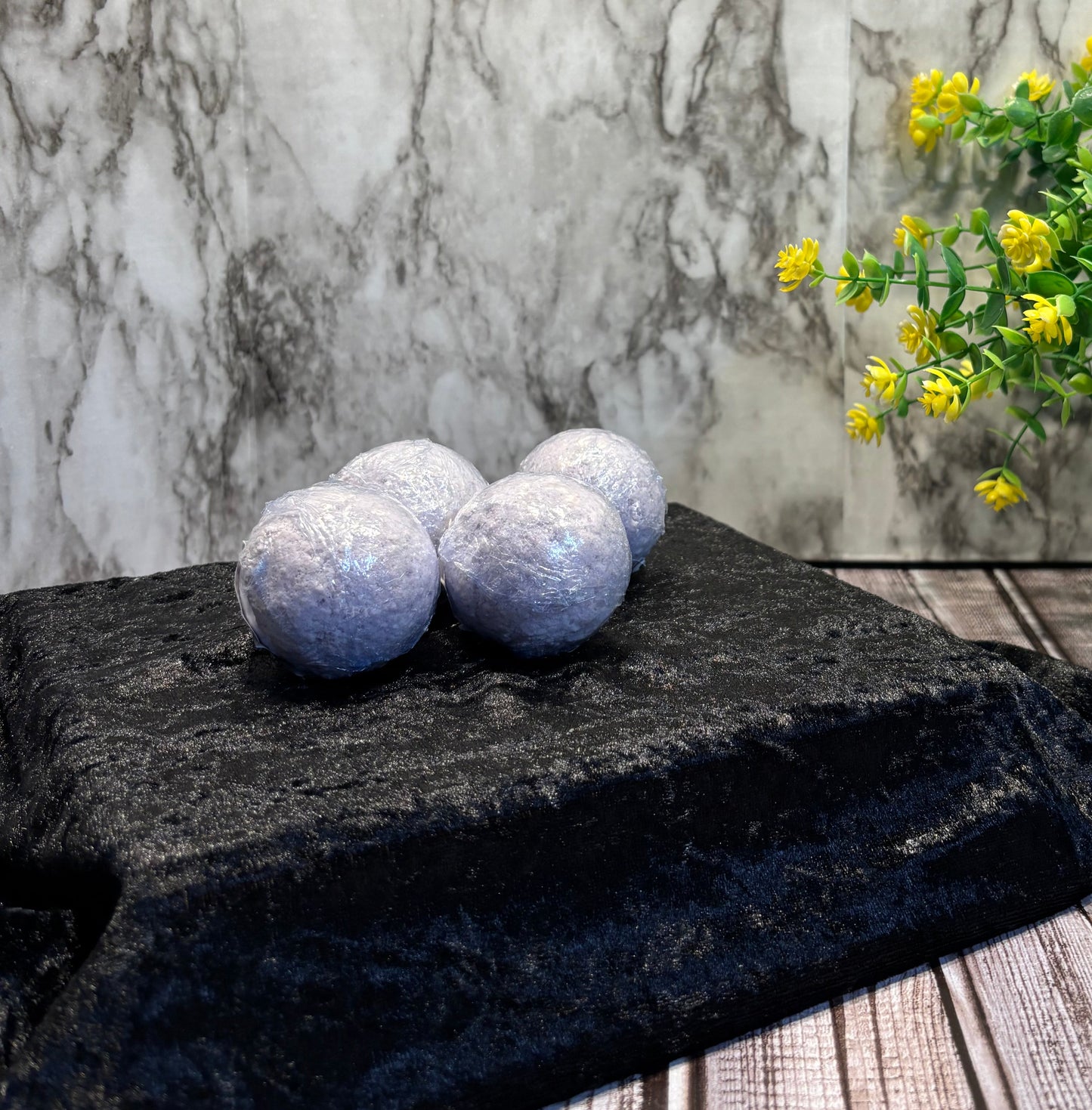 Luxurious Lavender Bath Bomb- 12 pack